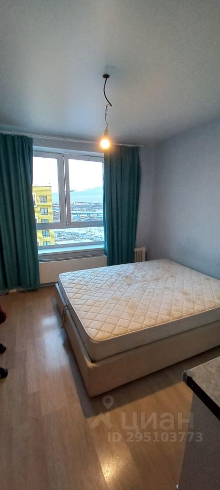 Аренда студии улица Саларьевская, 10к1