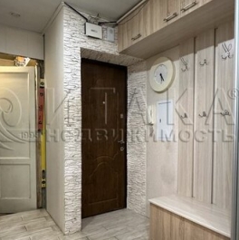 Продажа 2-комн квартиры на вторичном рынке ул Крюкова,  д. 1