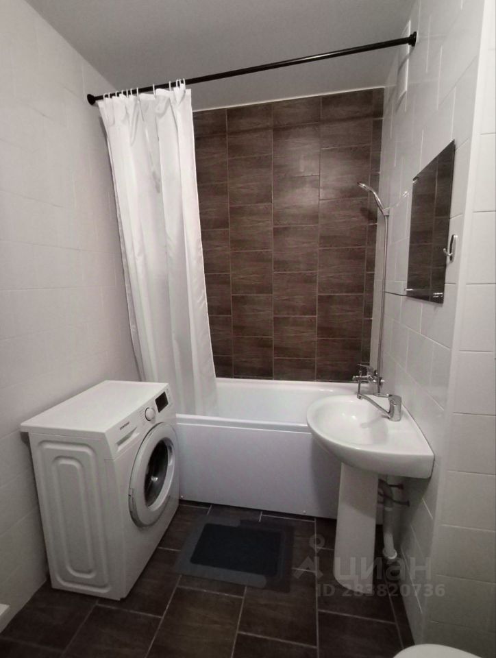 Аренда 2-комн квартиры на вторичном рынке улица 3-я Нововатутинская,  д. 4