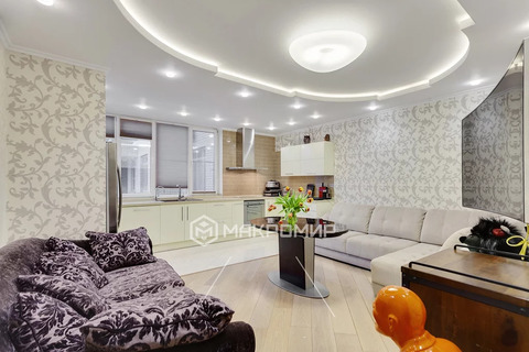 Продажа 3-комн квартиры на вторичном рынке Мытищи, ул. Институтская,  д. 6