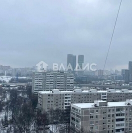 Продажа 1-комн квартиры на вторичном рынке Нежинская улица,  д. 13 с1