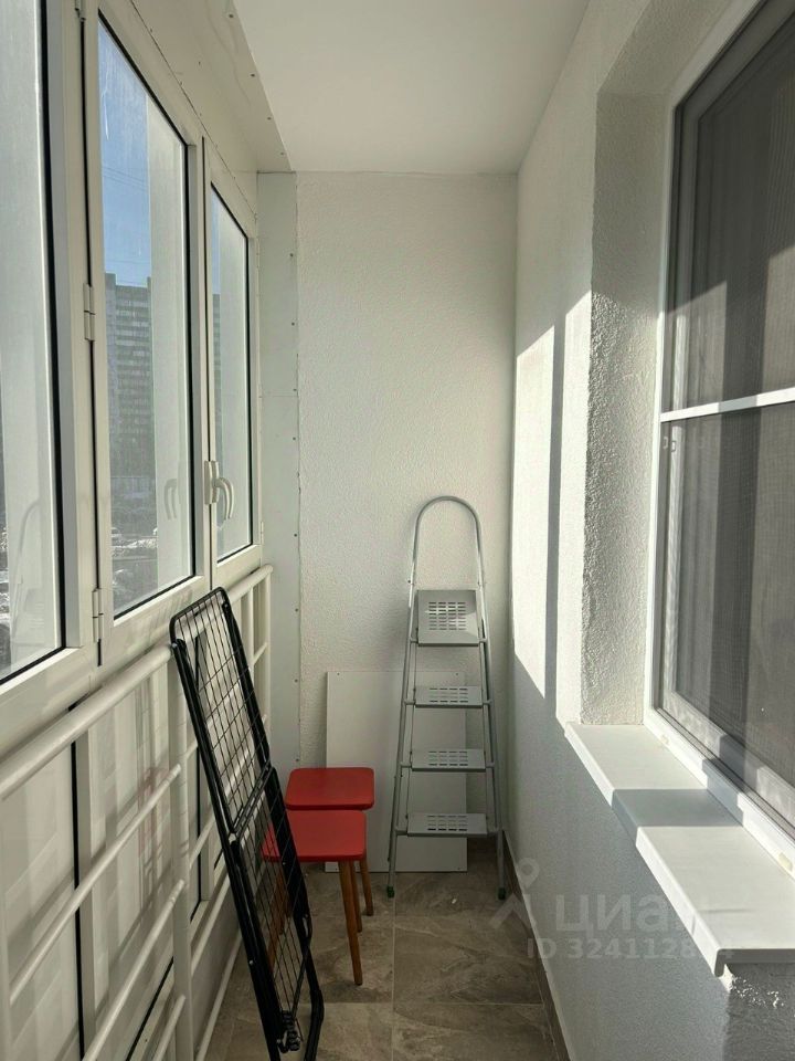 Аренда 1-комн квартиры на вторичном рынке Веерная улица, 26А