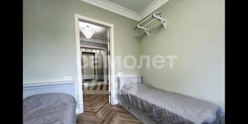 4-комн квартира ул Озёрная,  д. 14