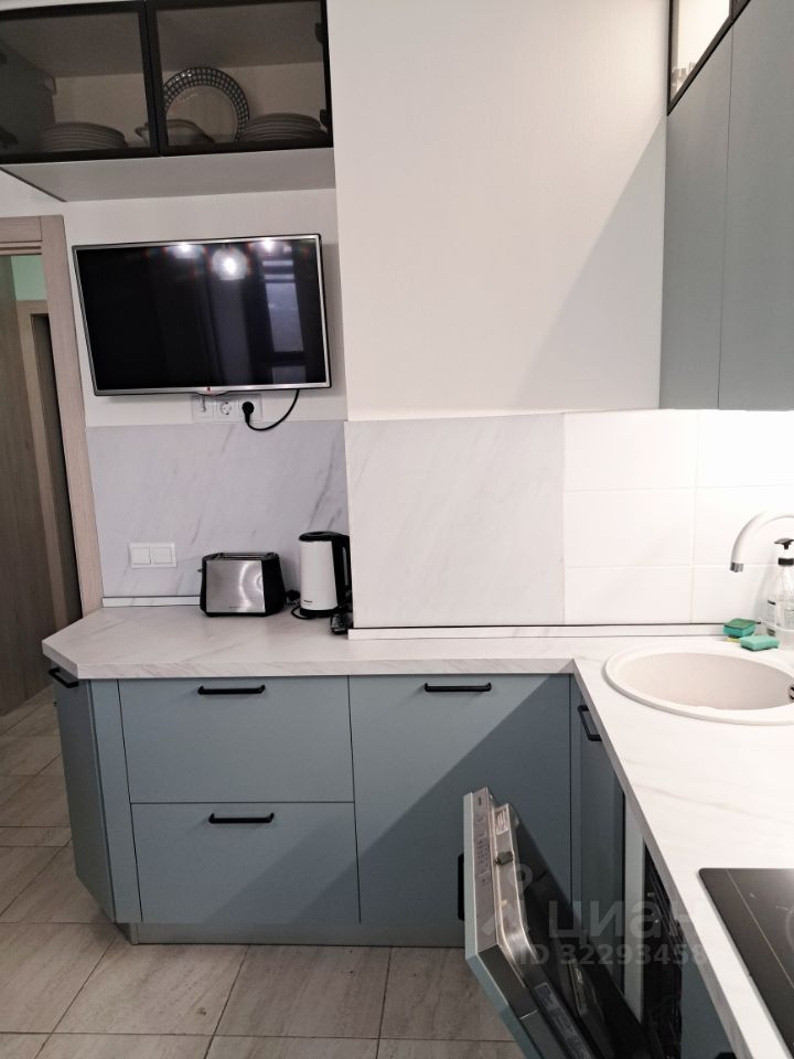 Аренда 2-комн квартиры на вторичном рынке Краснолиманская улица, 21