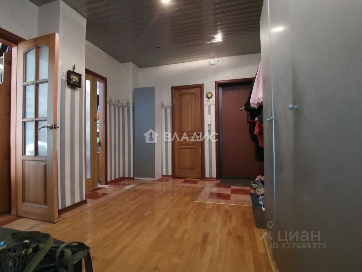 Продажа 4-комн квартиры на вторичном рынке Красногорск, Лесная улица, 13