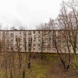 Продажа 1-комн квартиры на вторичном рынке ул Седова,  д. 148