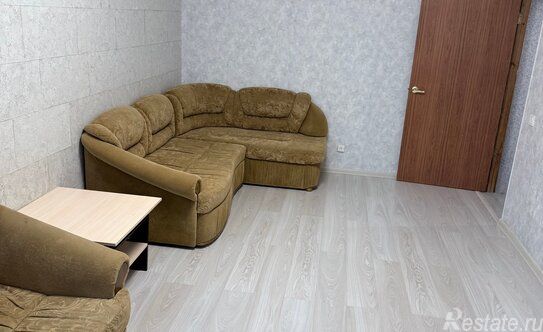 Продажа 2-комн квартиры на вторичном рынке Авиационная улица,  д. 59