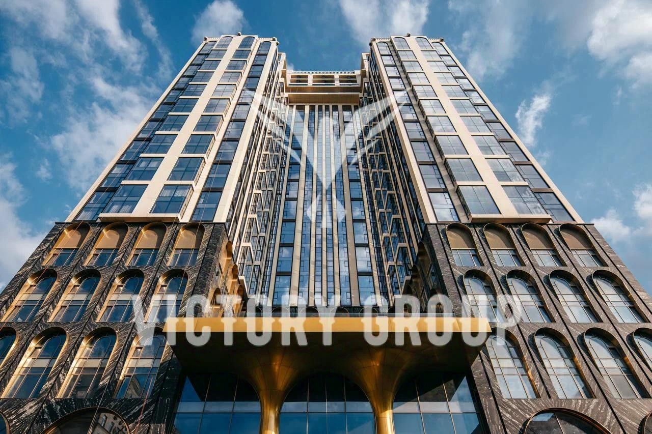 Продажа 3-комн квартиры на вторичном рынке Поклонная улица, 9