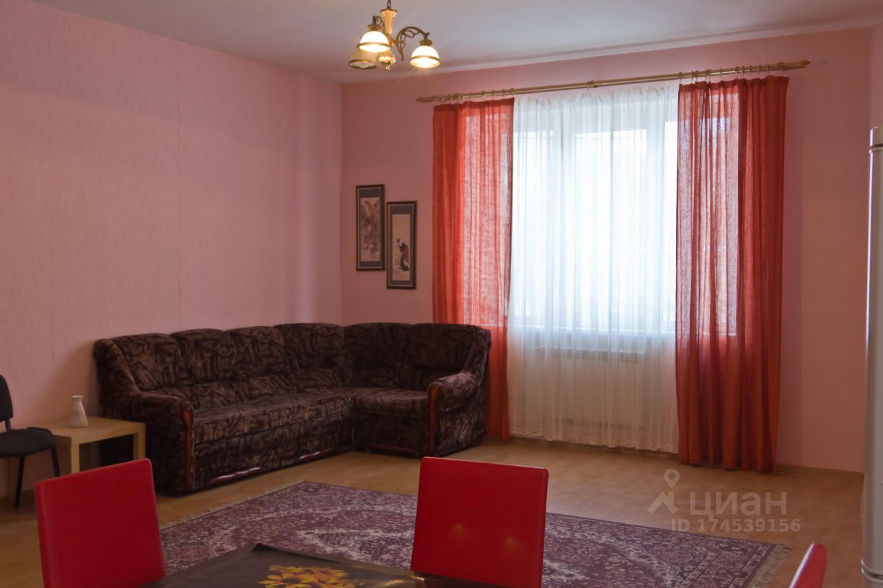 Аренда 3-комн квартиры на вторичном рынке Путилково пгт, улица Садовая, 60