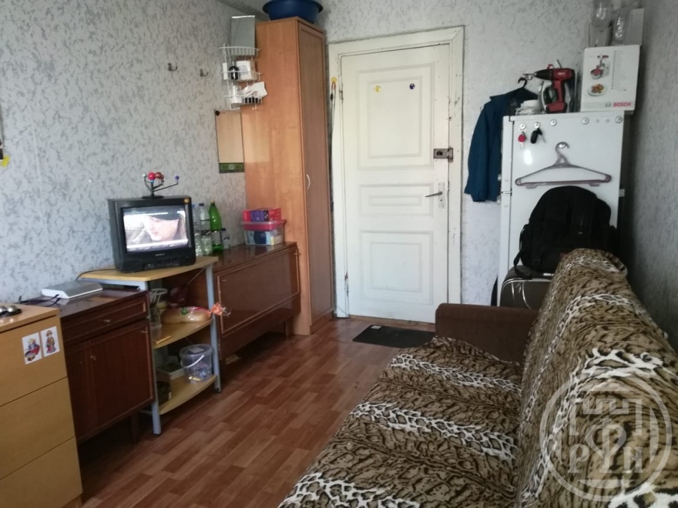 Продажа комнаты Колпино г., Веры Слуцкой ул. ,  д. 85