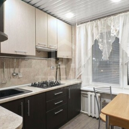 Продажа 1-комн квартиры на вторичном рынке Пархоменко пр-кт,  д. 18