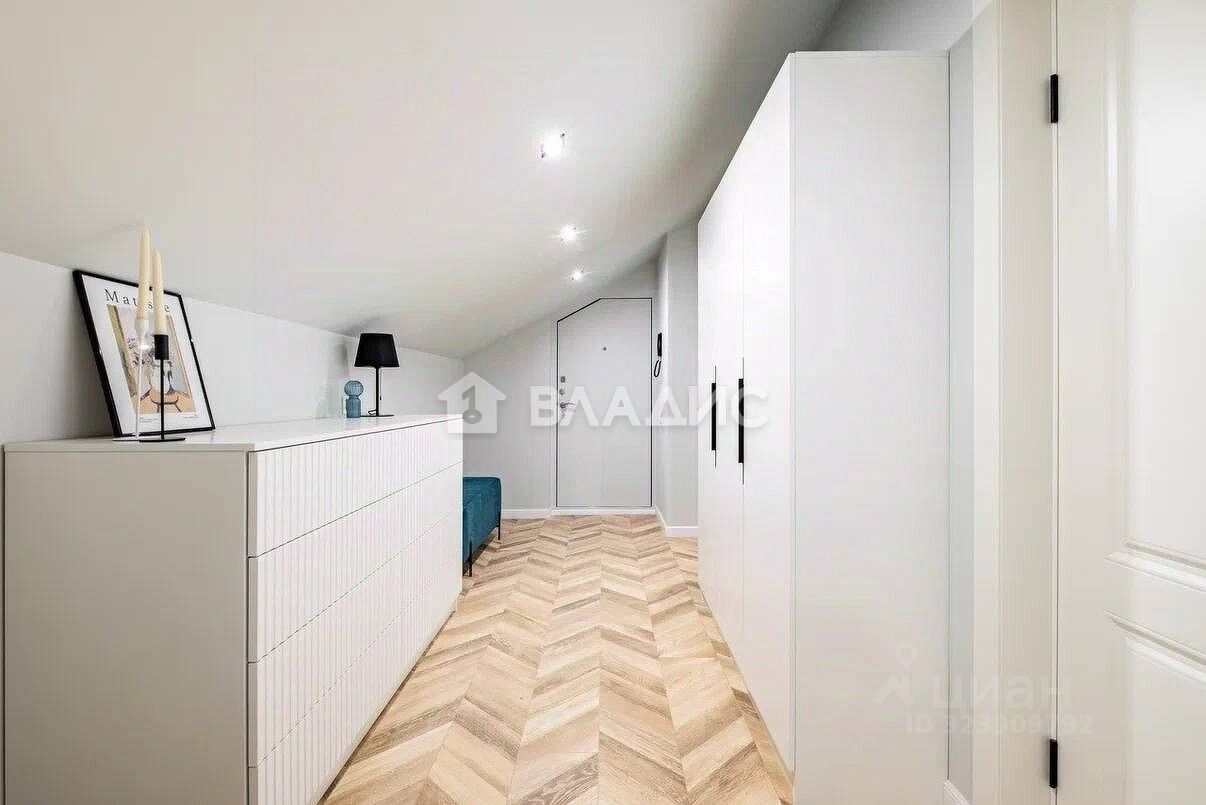 Продажа 2-комн квартиры на вторичном рынке Большой Казачий переулок, 10