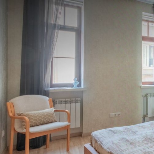 3-комн квартира улица Большая Зеленина, 6