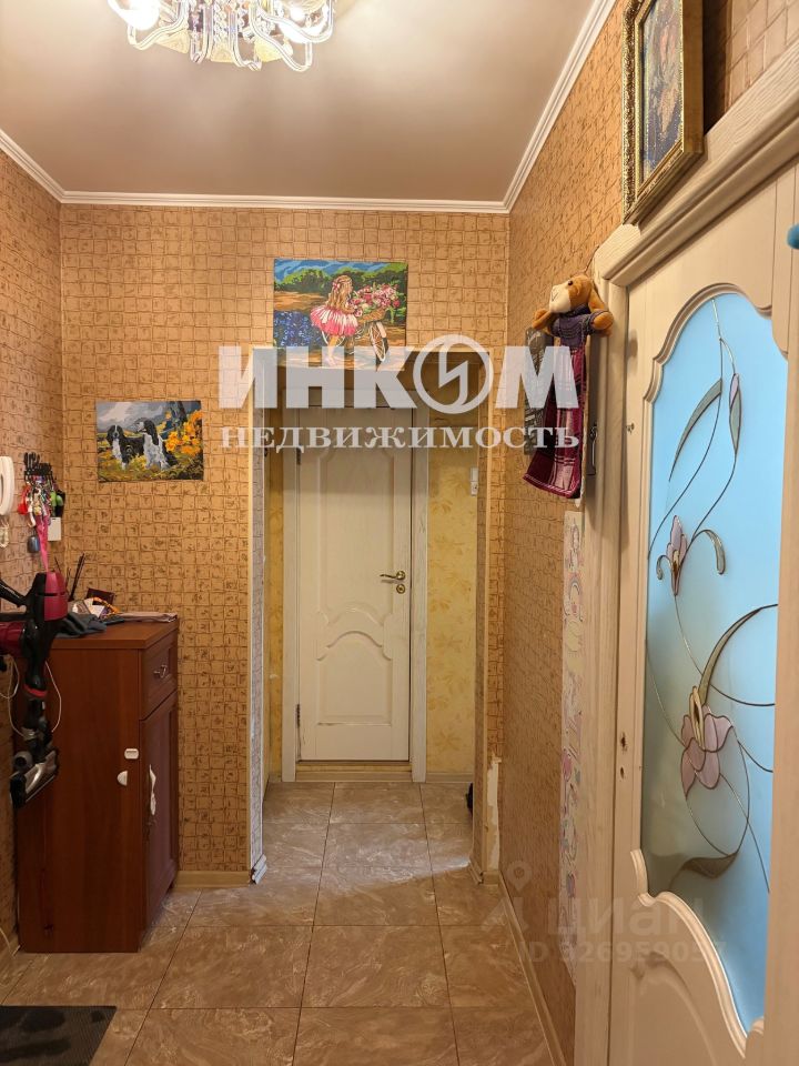 Продажа 2-комн квартиры на вторичном рынке улица Дудинка, 2К2