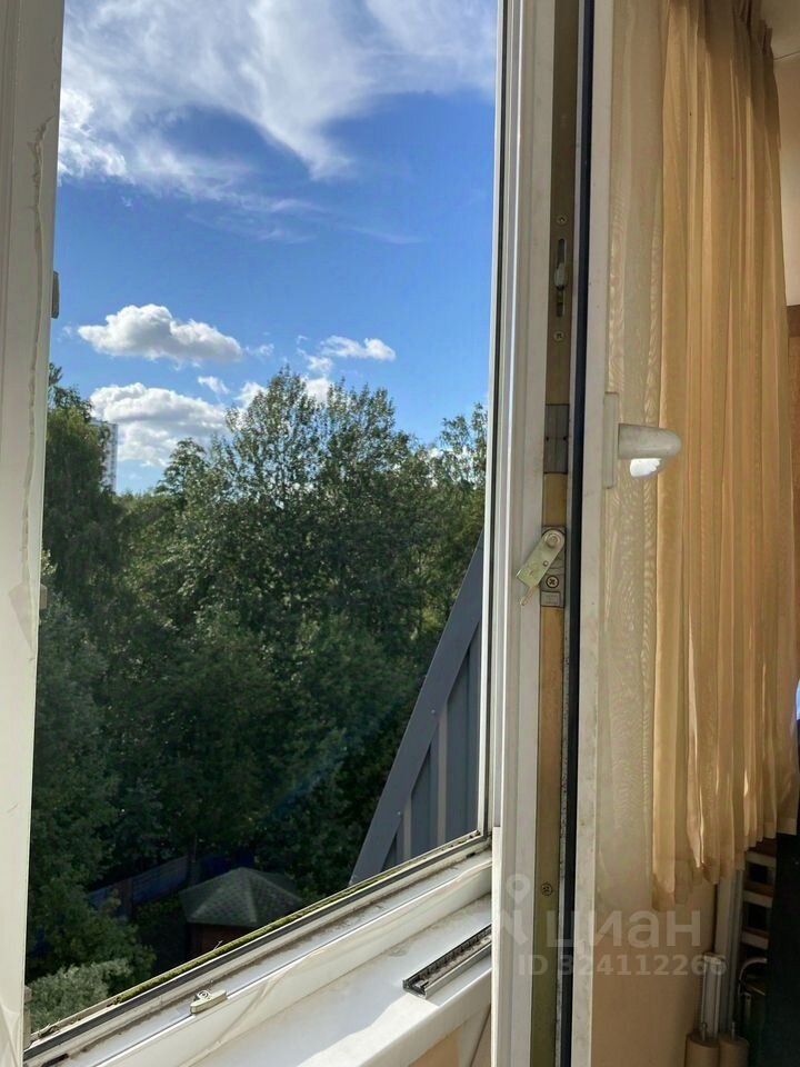 Продажа 2-комн квартиры на вторичном рынке Шувалово тер., улица Береговая, 18к3