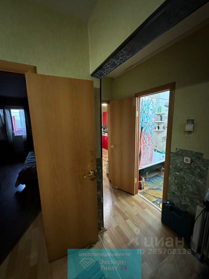 Продажа 1-комн квартиры на вторичном рынке Дмитров, улица Космонавтов, 54