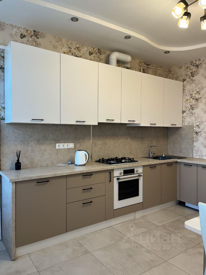 Аренда 2-комн квартиры на вторичном рынке Ермолаевский переулок, 10/7