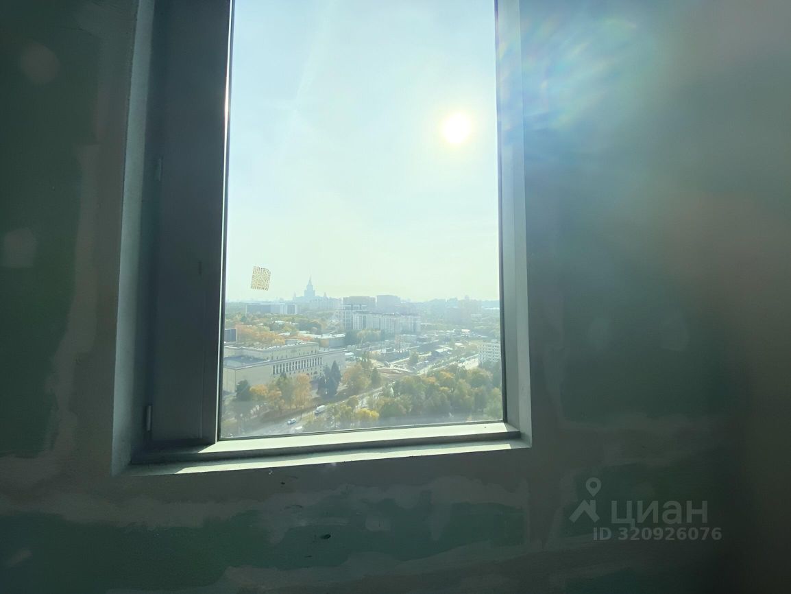 Продажа 4-комн квартиры на вторичном рынке Мосфильмовская улица, 8