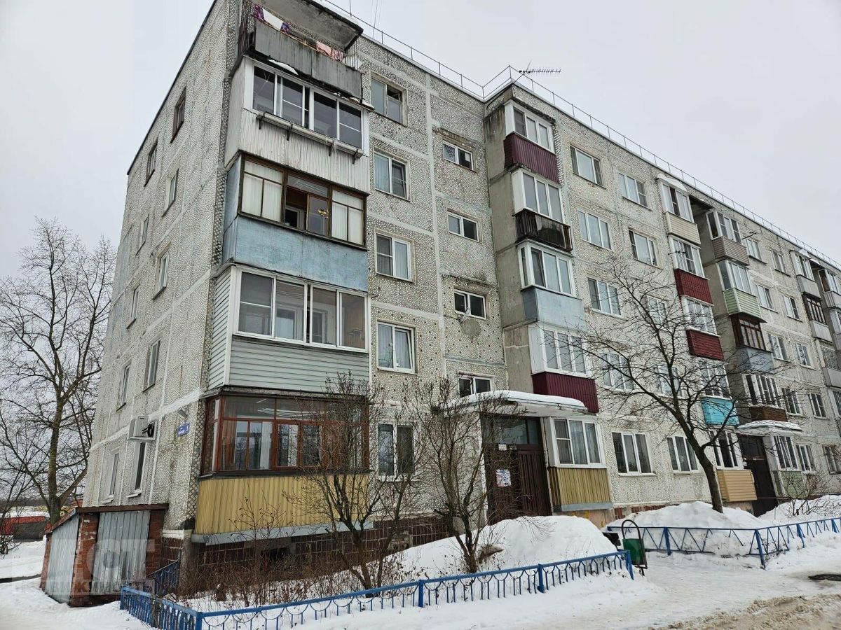 Продажа 3-комн квартиры на вторичном рынке Имени Воровского рп, улица Рабочая,  д. 5
