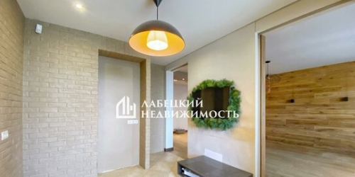 4-комн квартира ул Академика Виноградова,  д. 1