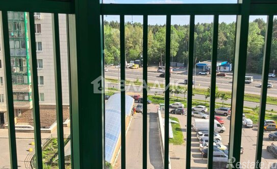 Продажа 3-комн квартиры на вторичном рынке Красногорск г, Космонавтов б-р,  д. 1