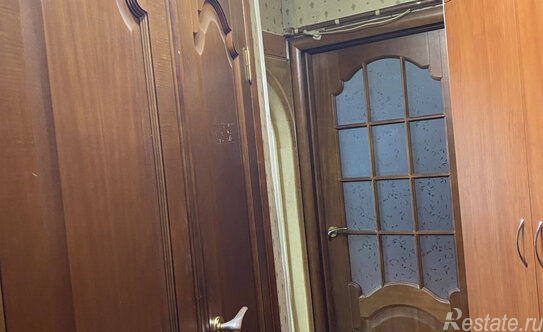 Продажа 2-комн квартиры на вторичном рынке Славы пр-кт,  д. 18