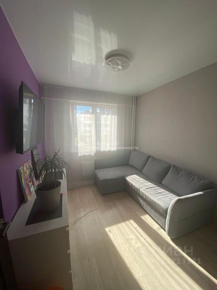 Продажа 1-комн квартиры на вторичном рынке Боброво пгт, улица Лесная, 20к1