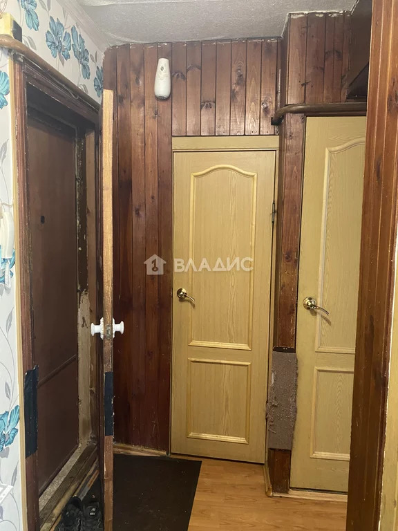 Продажа 4-комн квартиры на вторичном рынке Кингисепп, Карла Маркса пр-кт.,  д. 55/2