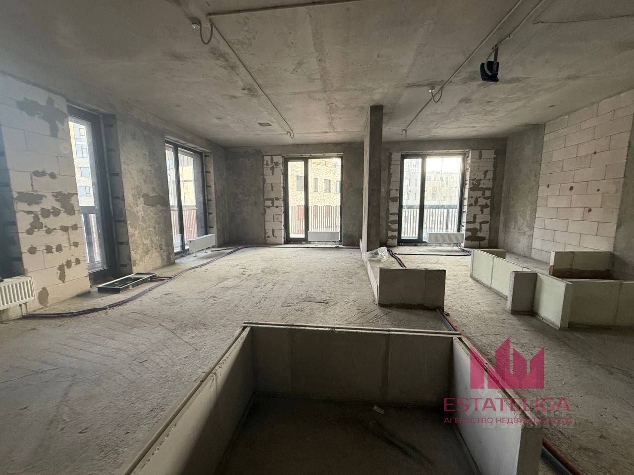 Продажа 2-комн квартиры на вторичном рынке улица Эдуарда Стрельцова, 2к1