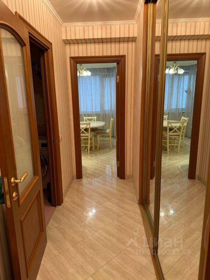 Аренда 3-комн квартиры на вторичном рынке Святоозерская улица, 22