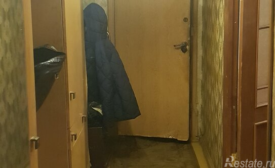 Продажа 2-комн квартиры на вторичном рынке улица Лескова,  д. 23