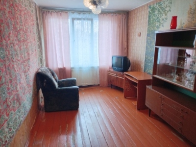 Продажа 4-комн квартиры на вторичном рынке Красносельское ш,  д. 42