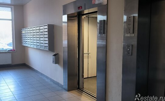 Продажа 1-комн квартиры на вторичном рынке Сосновый Бор г, Парковая ул,  д. 21а