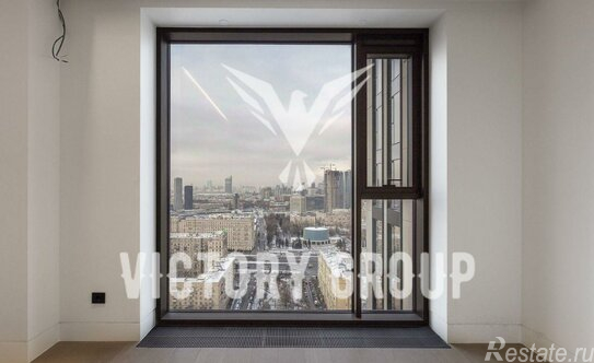 Продажа 3-комн квартиры на вторичном рынке Поклонная улица,  д. 9