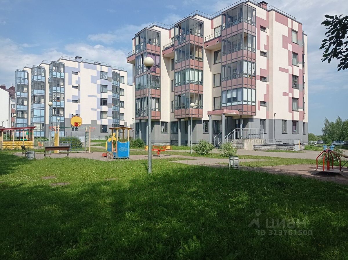 Продажа 2-комн квартиры на вторичном рынке Всеволожск, улица Шевченко, 12к1