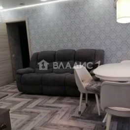 Продажа 4-комн квартиры на вторичном рынке проспект Солидарности,  д. 9 к1