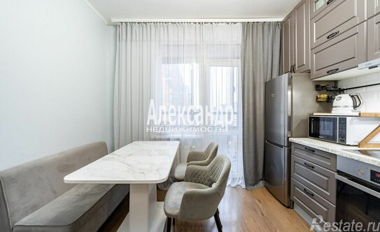 Продажа 2-комн квартиры на вторичном рынке Лётчика Лихолетова ул,  д. 14,  к. 2 стр 1