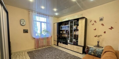 3-комн квартира Заводская улица,  д. 1