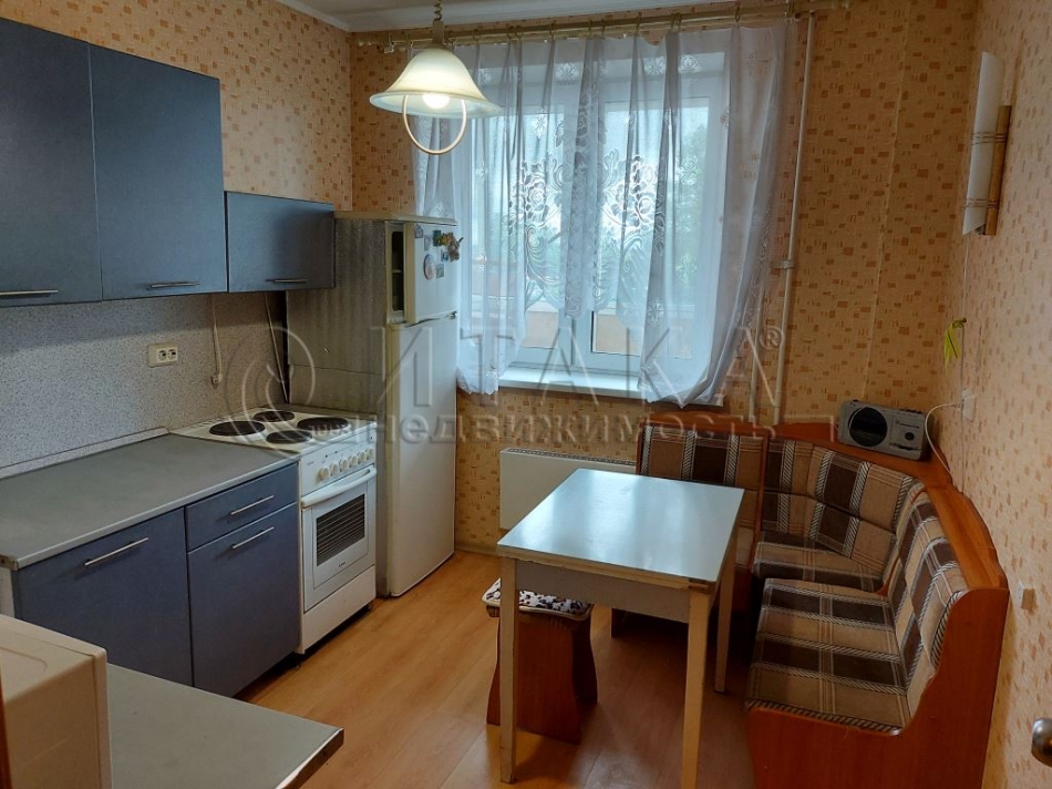 Продажа 1-комн квартиры на вторичном рынке Красное Село, Красногородская,  д. 13,  к. 1