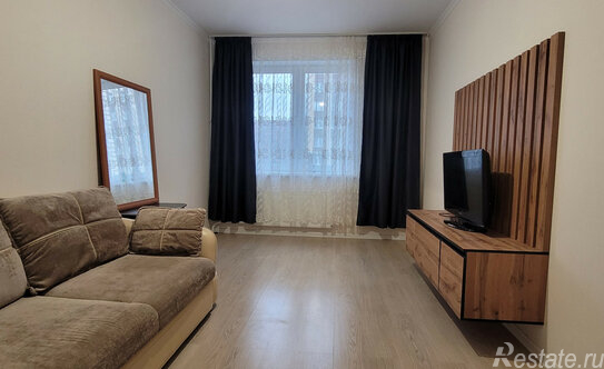 Продажа 1-комн квартиры на вторичном рынке Троицкая ул,  д. 14 к3