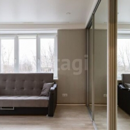 Продажа 1-комн квартиры на вторичном рынке улица Адмирала Трибуца,  д. 8