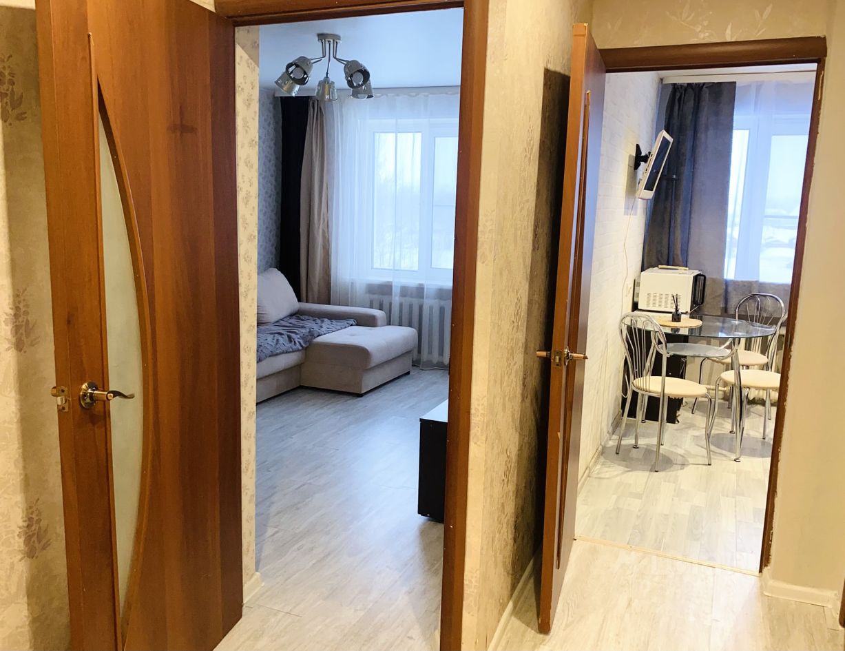 Продажа 1-комн квартиры на вторичном рынке пос. Мостовик, улица Лесная, 44