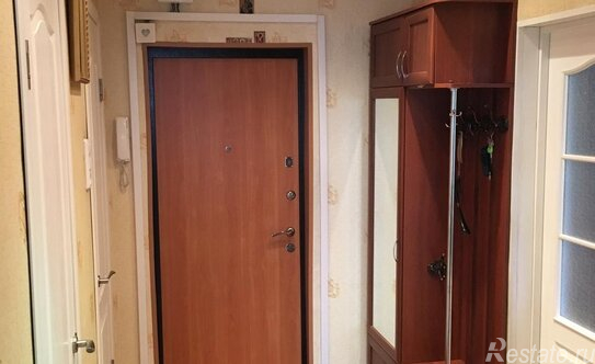 Продажа 1-комн квартиры на вторичном рынке Индустриальный пр-кт,  д. 29