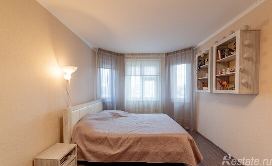 Продажа 3-комн квартиры на вторичном рынке Героев Панфиловцев ул,  д. 11 к2