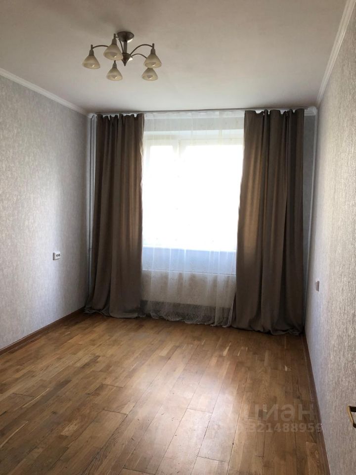 Продажа 2-комн квартиры на вторичном рынке Лухмановская улица, 15к4