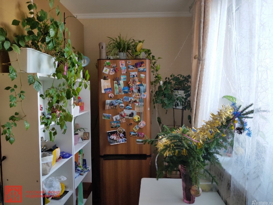 Продажа комнаты Красное Село г., Гатчинское шос.,  д. 8,  к. 1