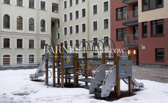 Продажа 5-комн квартиры на вторичном рынке Клинский пр-кт,  д. 25