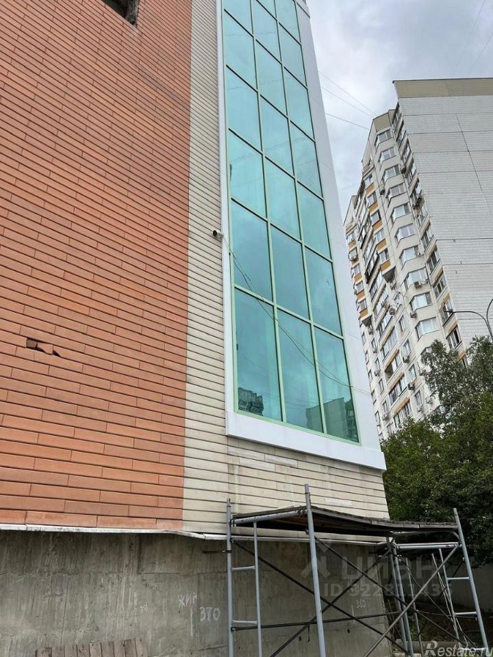 Продажа торгового помещения улица Барышиха,  д. 25