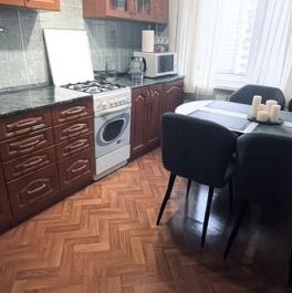 Продажа 3-комн квартиры на вторичном рынке Феодосийская улица,  д. 2