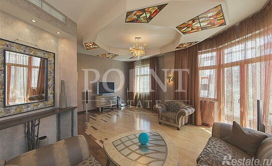 Продажа 3-комн квартиры на вторичном рынке Зачатьевский 1-й пер,  д. 6 с1